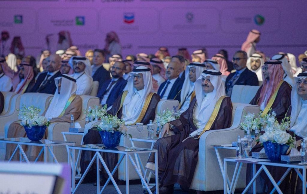 أمير الشرقية يرعى حفل تخريج (1400) متدرباً من متدربي المعهد التقني السعودي لخدمات البترول