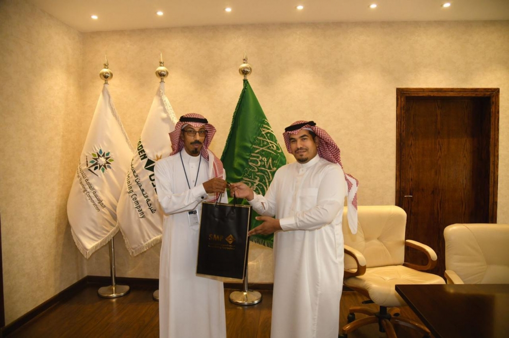 رئيس قسم التمكين بمكتب الضمان الاجتماعي بعرعر يزور المعهد السعودي التقني للتعدين