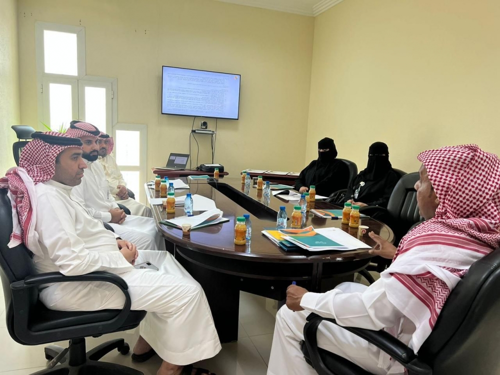 مكتب العمل بعرعر يقيم ورشة عمل عن الواجبات الوظيفية في القطاع العام