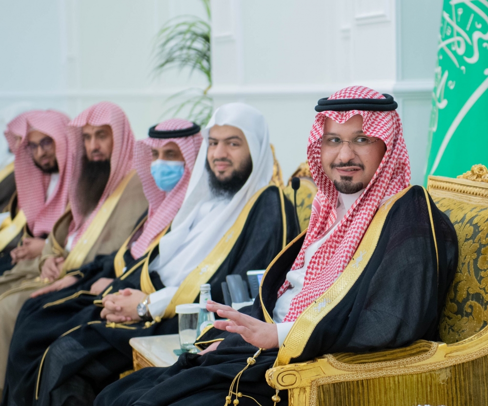 سمو نائب أمير الحدود الشمالية يستقبل رئيس محكمة الاستئناف ورؤساء المحاكم والقضاة بالمنطقة