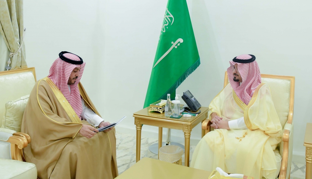 سمو نائب أمير الحدود الشمالية يستقبل أمين المنطقة