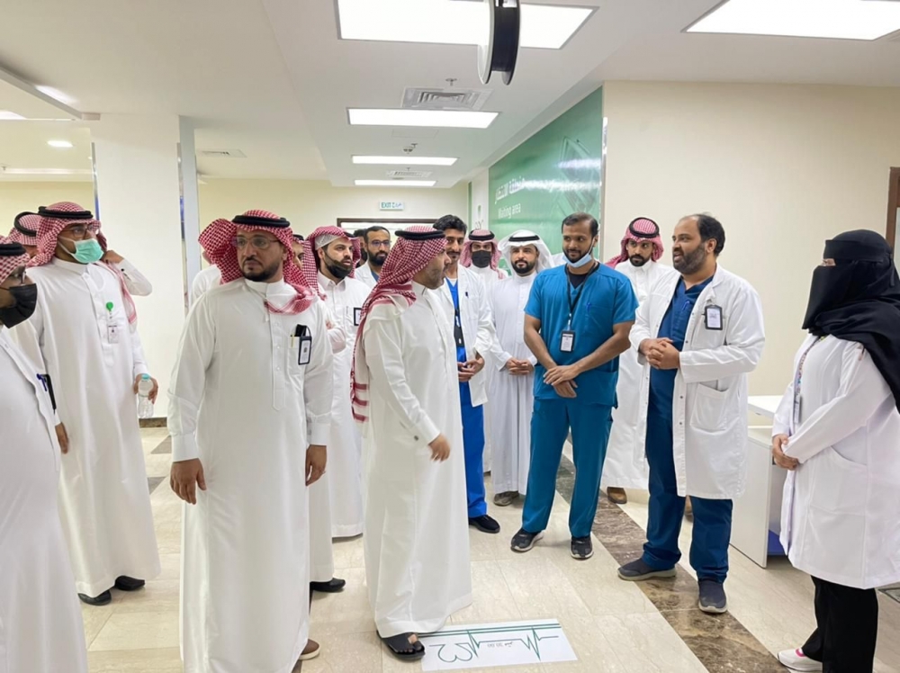 مدير الشؤون الصحية بالحدود الشمالية يفتتح قسم الاطراف الصناعية ببرج الشمال الطبي