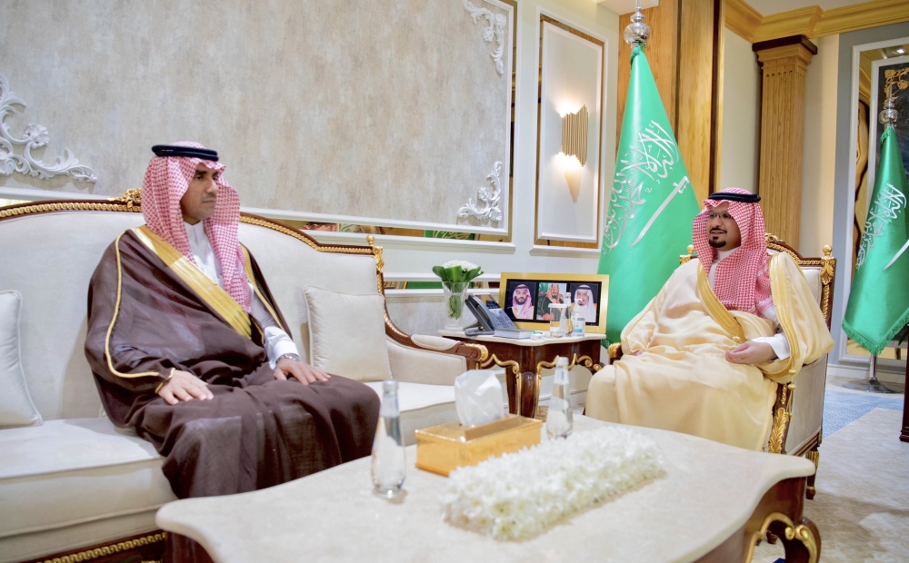 سمو نائب أمير الحدود الشمالية يستقبل مدير إدارة الاستخبارات العامة بالمنطقة