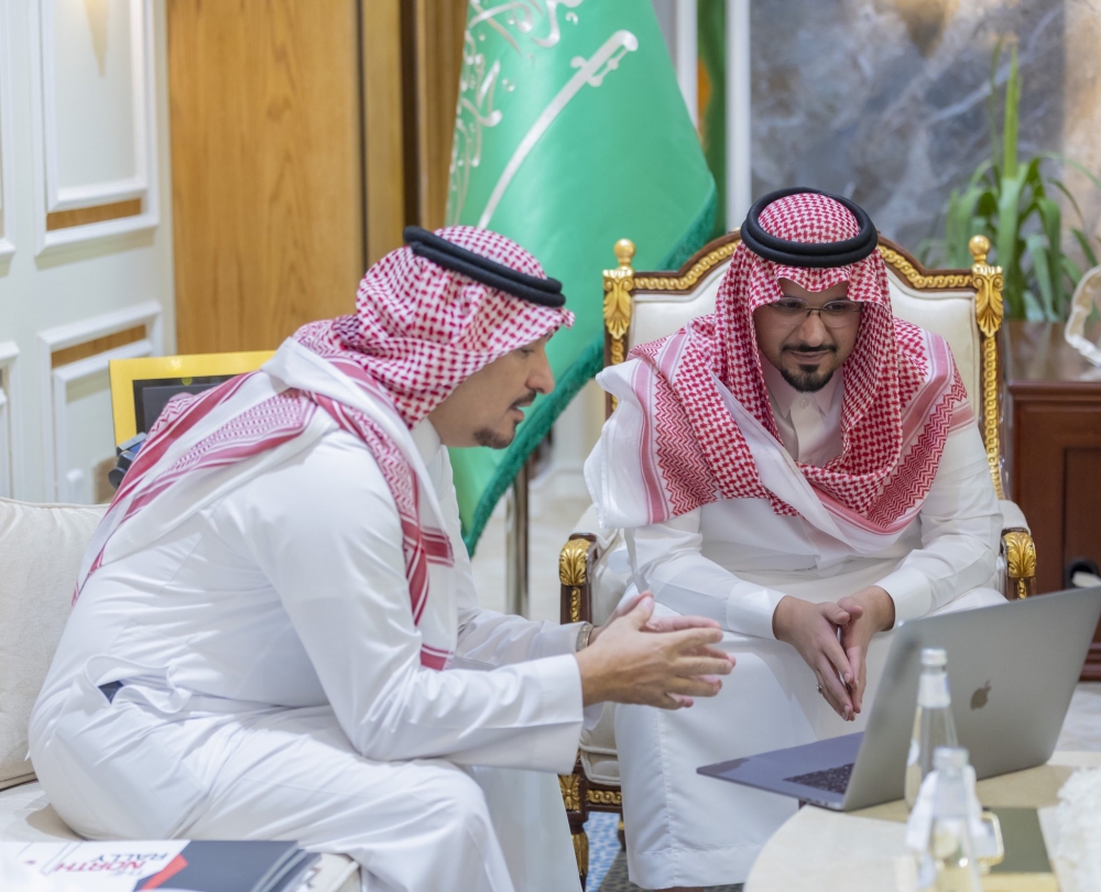 سمو أمير الحدود الشمالية بالنيابة يبحث إمكانية تنظيم فعاليات رالي الشمال