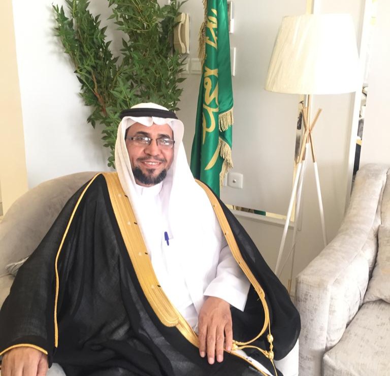 كلمة الدكتور/ خلف بن مسيب العنزي مساعد مدير إدارة الشؤون القانونية بالإدارة العامة للتعليم بمنطقة الحدود الشمالية بمناسبة اليوم الوطني 92