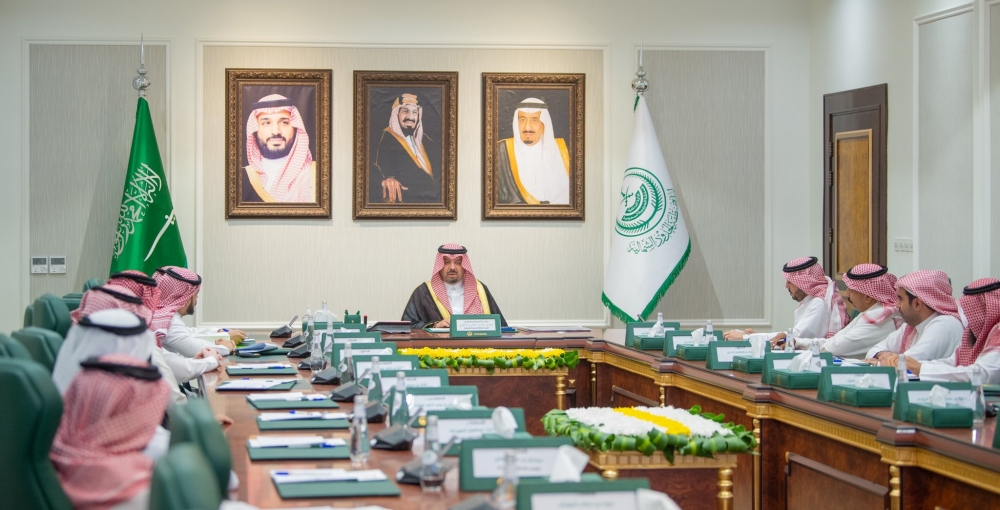 سمو أمير الحدود الشمالية يرأس اجتماع مؤشرات أداء أمانة المنطقة