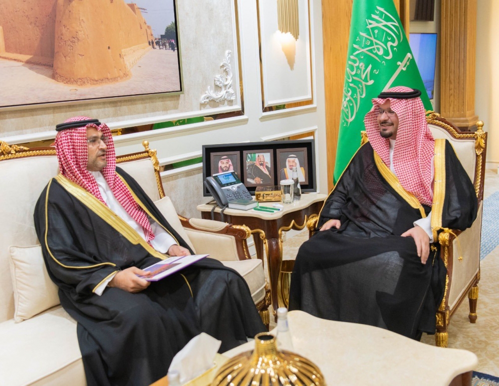 سمو نائب أمير الحدود الشمالية يستقبل مدير شركة الاتصالات السعودية بالمنطقة