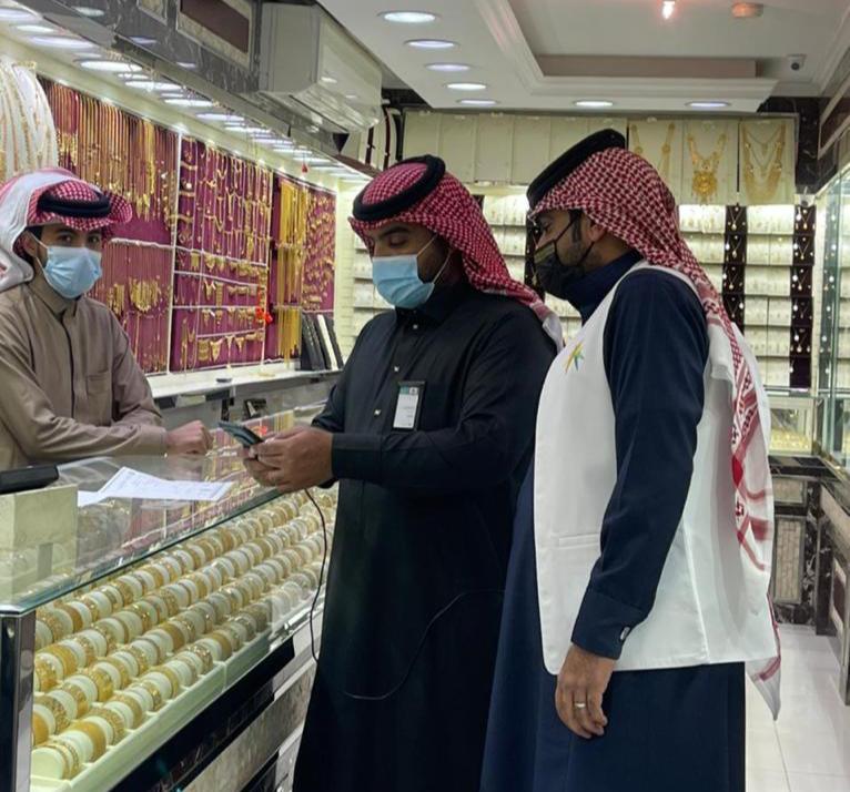 الفرق الرقابية بفرع الموارد البشرية تنفذ (159) جولة رقابية خلال الاسبوع الماضي