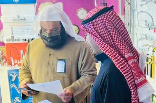 الفرق الرقابية بفرع وزارة الموارد البشرية بالحدود الشمالية تنفذ 114 جولة رقابية خلال الاسبوع الماضي