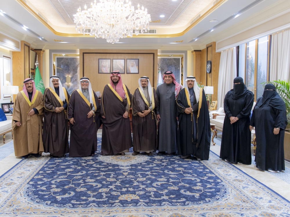 سمو نائب أمير الحدود الشمالية يستقبل رئيس جمعية المتقاعدين بالمنطقة