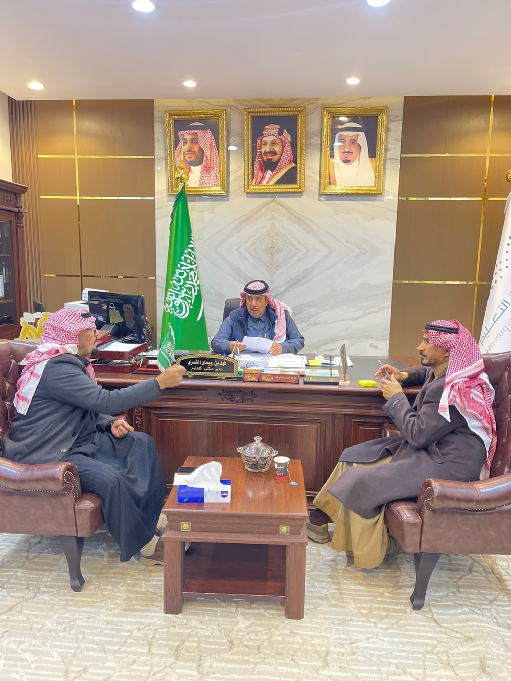 مدير الإشراف التربوي بتعليم الحدود الشمالية الأستاذ محمد داوود العطيوي يقوم بزيارة لعدد من مدارس العويقلية