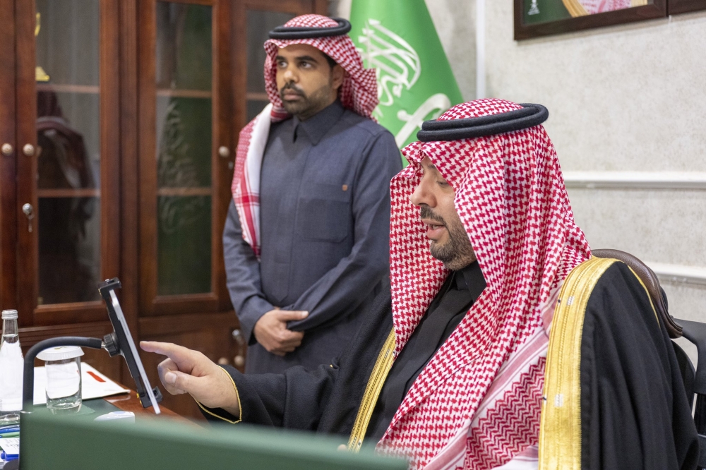 سمو أمير الحدود الشمالية يدشن مشروع الربط الشبكي الإلكتروني بين الإمارة ومحافظات المنطقة