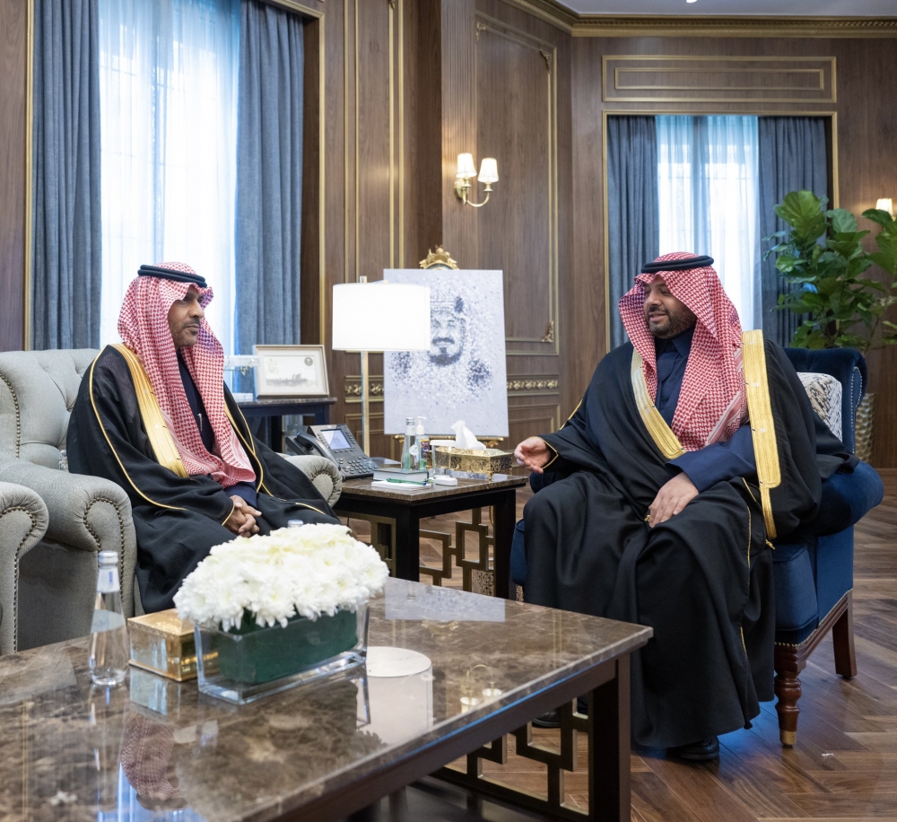 سمو أمير منطقة الحدود الشمالية يستقبل نائب وزير الموارد البشرية للتنمية الاجتماعية