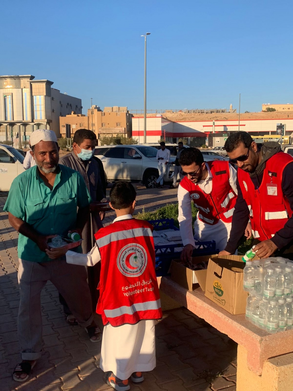 فرع هيئة الهلال الأحمر السعودي بمنطقة الحدود الشمالية ينفذ مبادرة