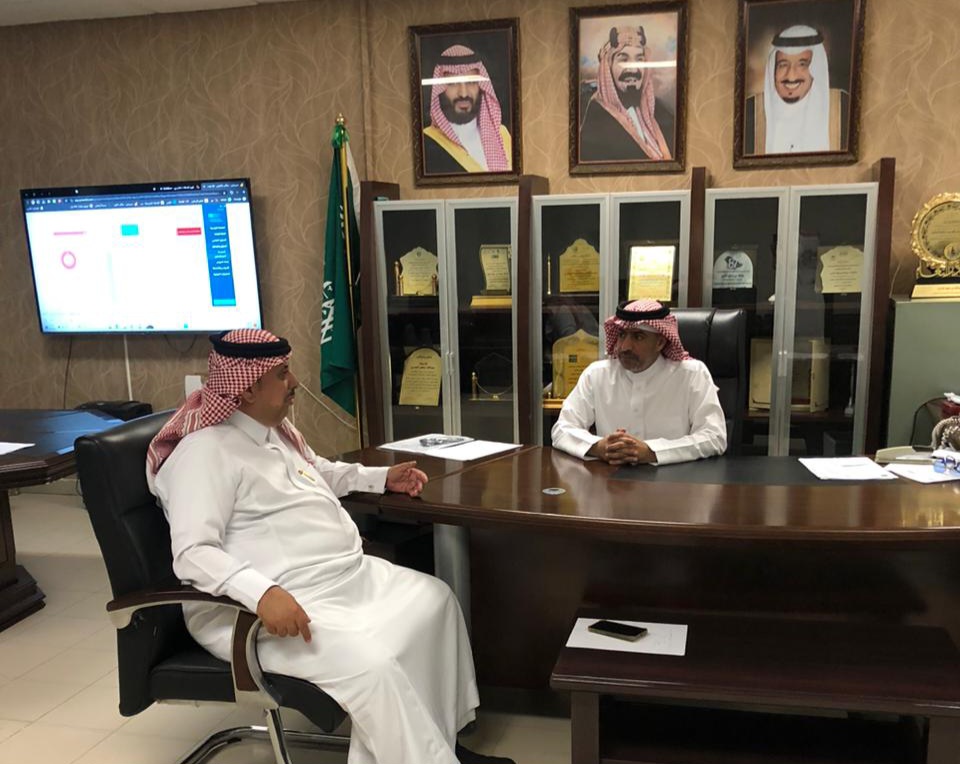 مدير الإشراف التربوي بتعليم الحدود الشمالية الأستاذ محمد داوود العطيوي يقوم بزيارة لمكتب التعليم في السلي