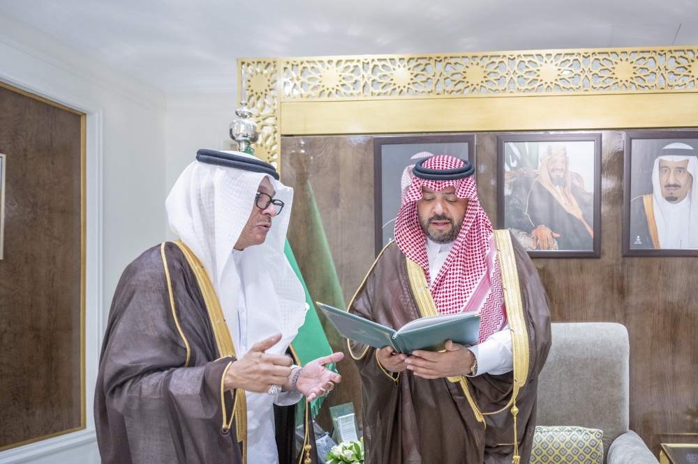 سمو الأمير فيصل بن خالد بن سلطان يستقبل رئيس جامعة الحدود الشمالية