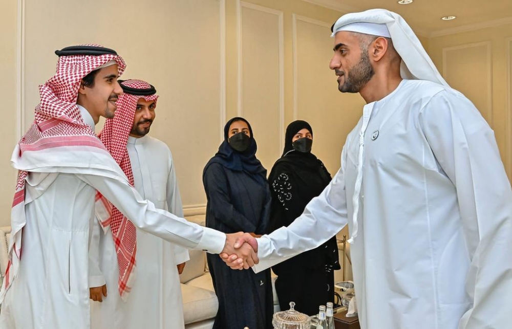 وصف المملكة بالأرض المباركة .. سفير الإمارات لدى الرياض يلتقي بطلبة معهد الأمير سعود الفيصل للدراسات الدبلوماسية
