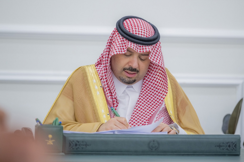 سمو أمير منطقة الحدود الشمالية يستقبل عددًا من المواطنين