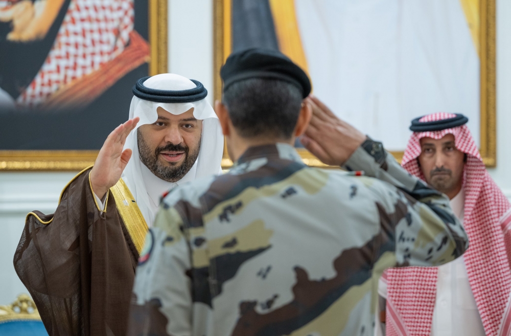 سمو أمير الحدود الشمالية يستقبل المواطنين في جلسته الأسبوعية