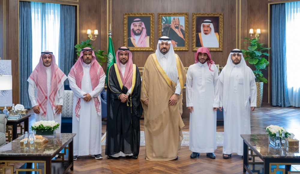 سمو أمير منطقة الحدود الشمالية يتسلّم تقريراً عن مبادرة مختبر تنمية الشباب