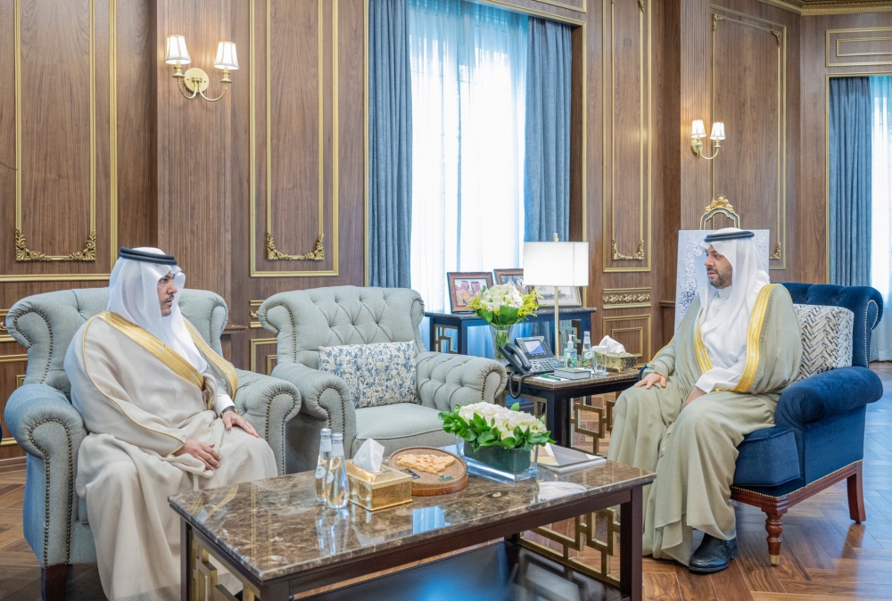 سمو أمير الحدود الشمالية يتسلّم تقريراً عن أعمال الأحوال المدنية بالمنطقة