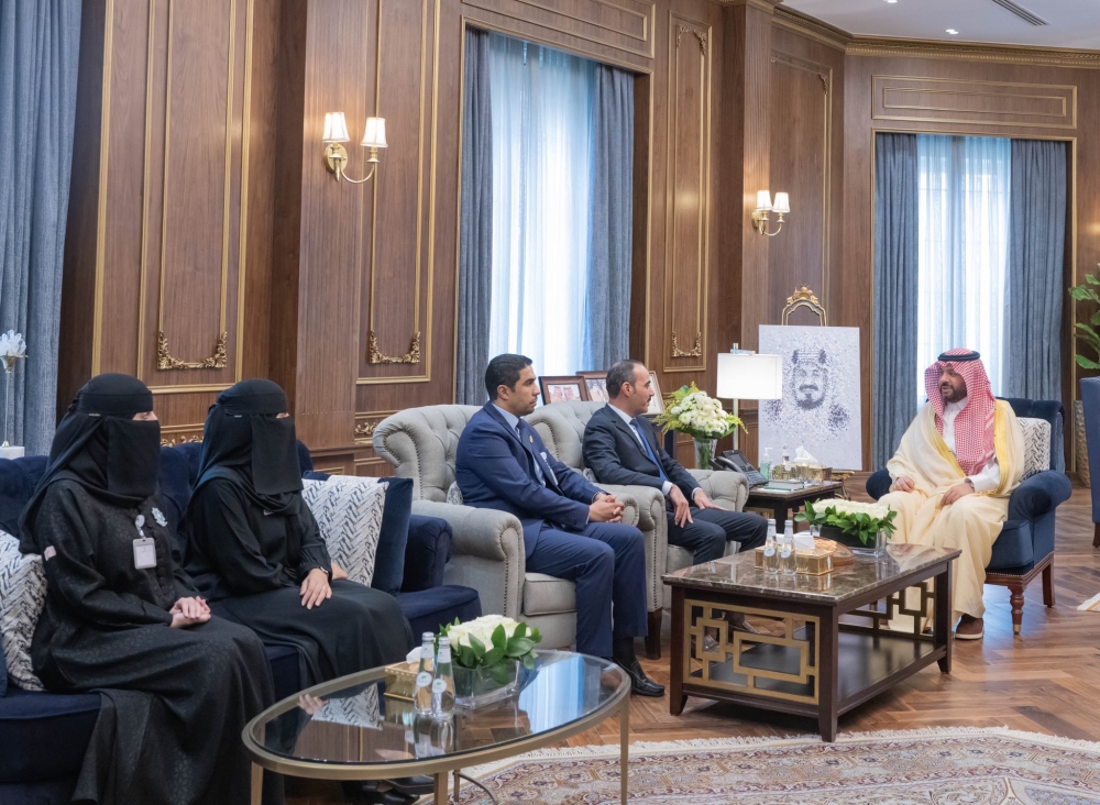 سمو أمير الحدود الشمالية يتسلم تقريراً عن المتدربين والتخصصات الجديدة في إدارة التدريب التقني بالمنطقة