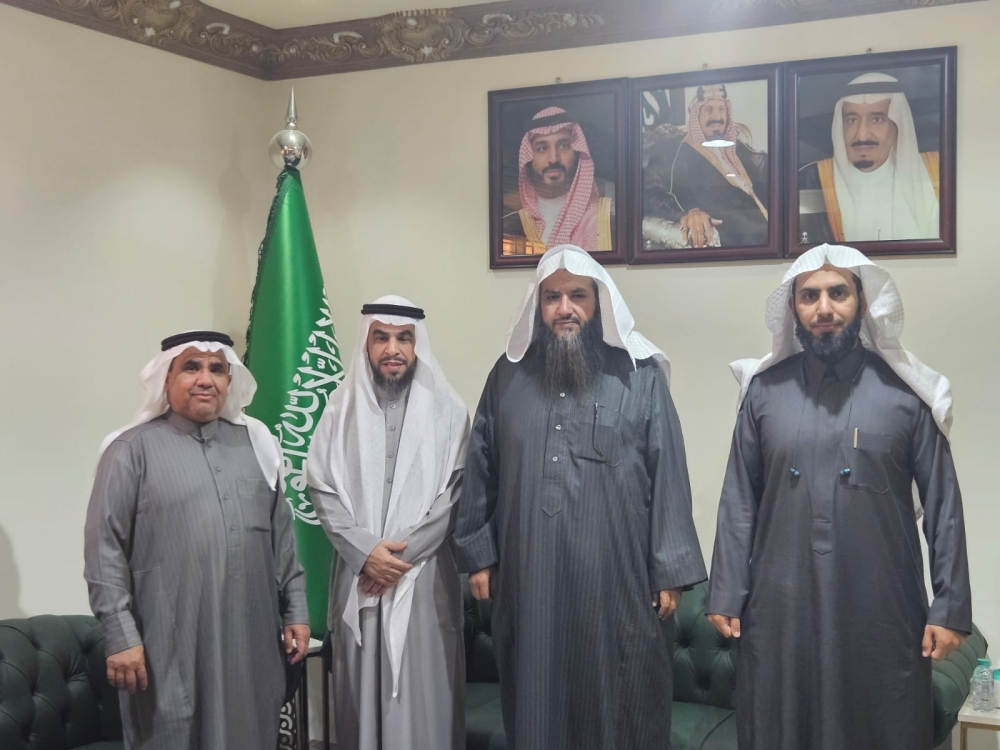 مدير فرع وزارة الشؤون الإسلامية بالحدود الشمالية يقوم بزيارة تفقدية لإدارة المساجد والدعوة والإرشاد بمحافظة رفحاء