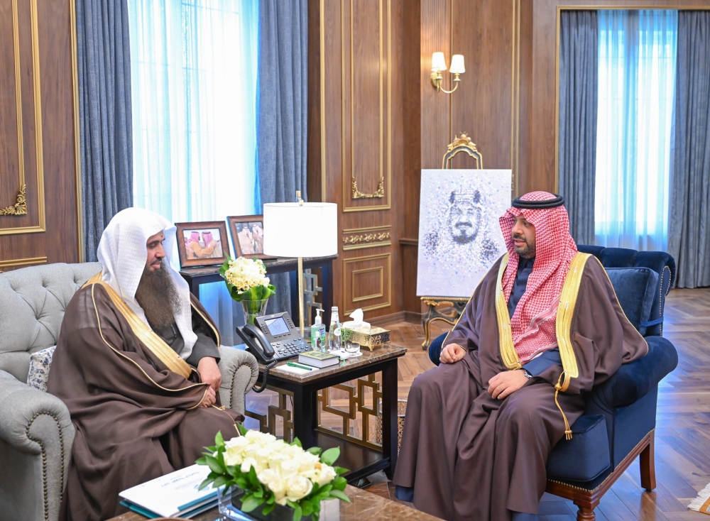 سمو أمير منطقة الحدود الشمالية يستقبل رئيس وأعضاء جمعية