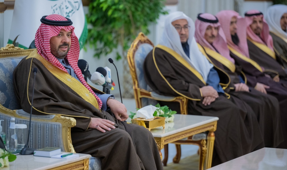 سمو أمير منطقة الحدود الشمالية يستقبل المواطنين في جلسته الأسبوعية