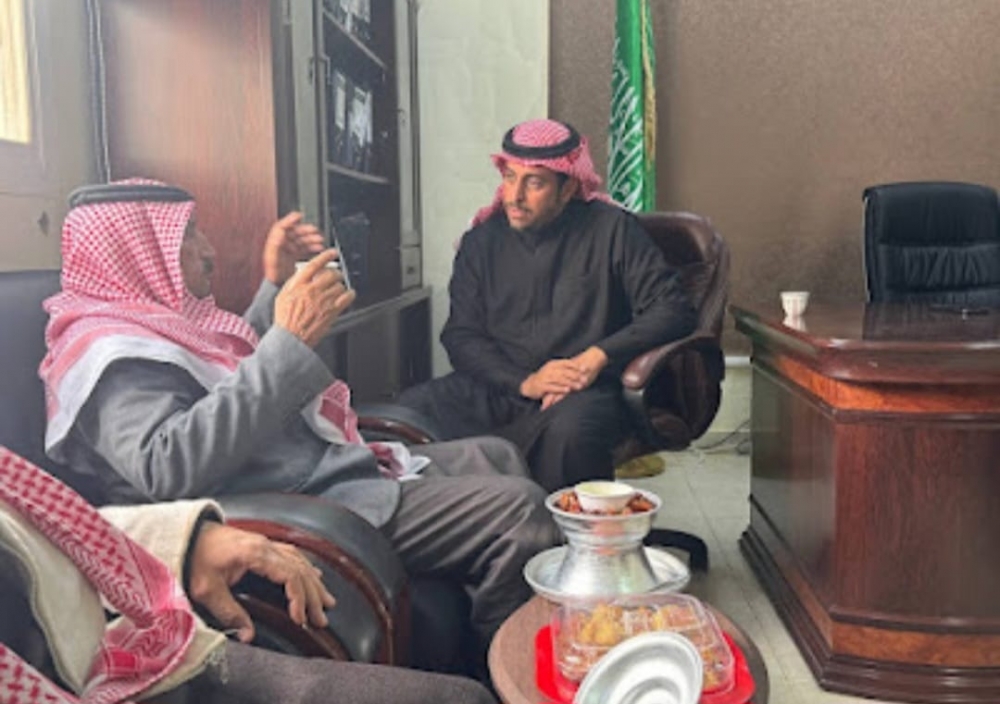 مدير عام فرع وزارة البيئة والمياه والزراعة بالحدود الشمالية يباشر أعماله من مكتب العويقيلة