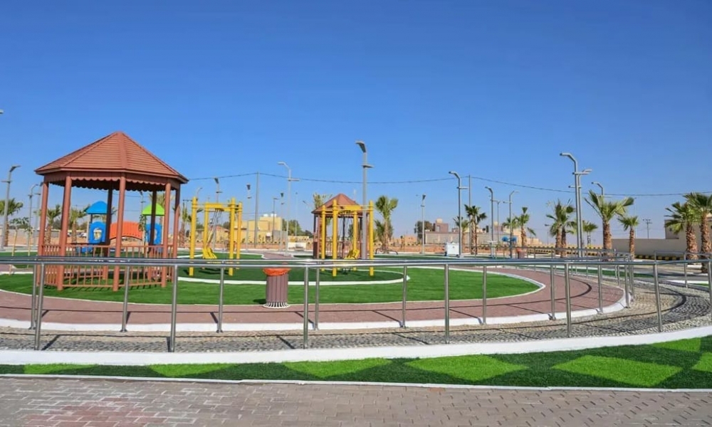 أمانة الحدود الشمالية ممثلة ببلدية أم خنصر تنفذ مشروع