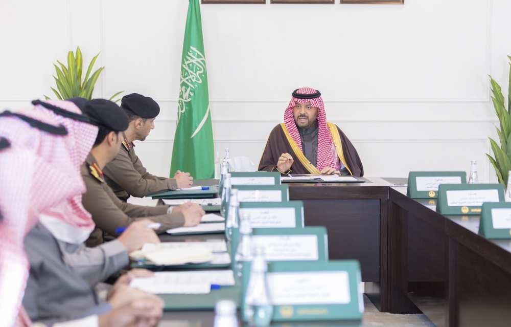 سمو أمير منطقة الحدود الشمالية يرأس اجتماع استعدادات المنطقة للاحتفاء بـ