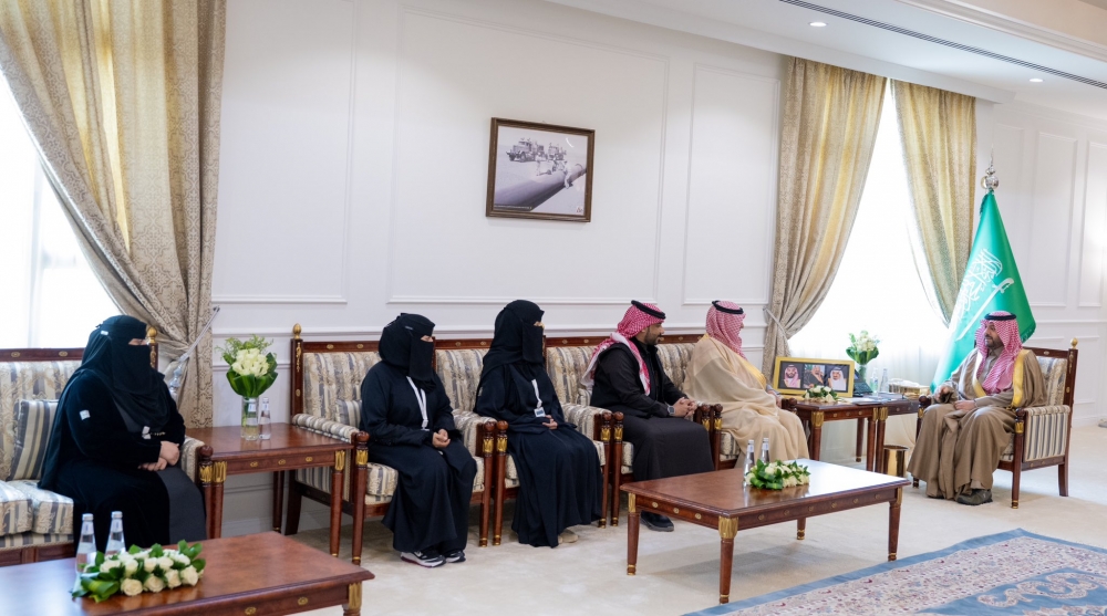 سمو أمير الحدود الشمالية يهنئ مركز الاتصال الموحد برفحاء لحصوله على أفضل أداء متميز بالمملكة