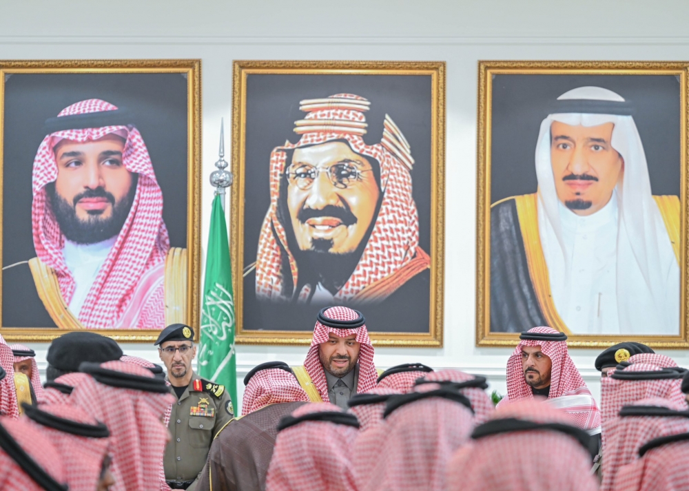 سمو أمير منطقة الحدود الشمالية يستقبل المهنئين بحلول شهر رمضان المبارك