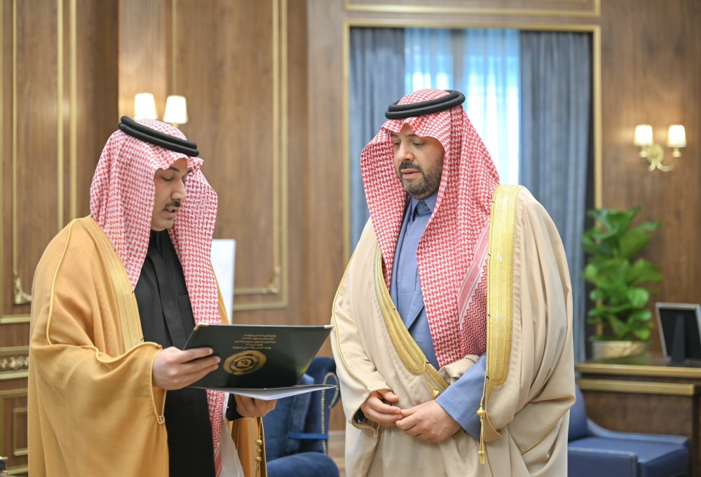 سمو أمير الحدود الشمالية يتسلم تقريراً عن أهم أعمال إدارة مكافحة المخدرات بالمنطقة