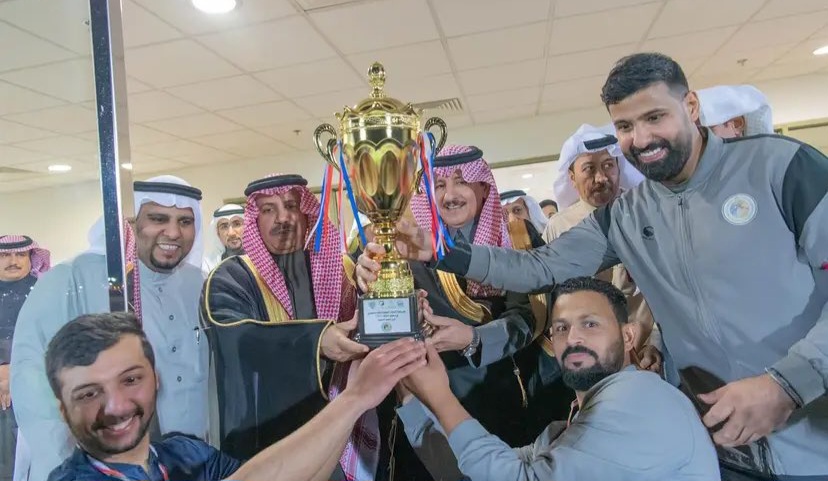 وكيل إمارة الحدود الشمالية يتوج الفائزين بالبطولة الرمضانية للقطاعات الحكومية بعرعر