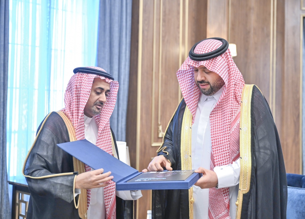 سمو أمير منطقة الحدود الشمالية يتسلم التقرير السنوي لإنجازات برنامج التحول الوطني لعام 2023