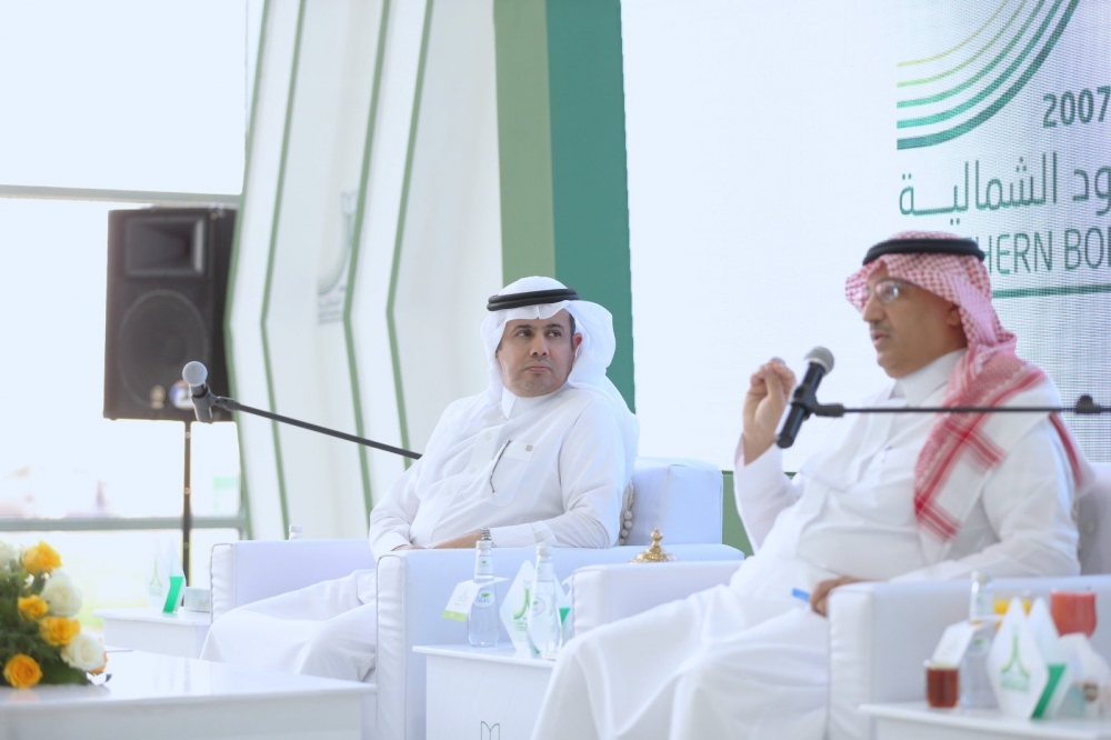 معالي وزير التعليم يلتقي برئيس جامعة الحدود الشمالية ووكلاء الجامعة وعمداء الكليات والعمادات المساندة ويتفقد المدينة الجامعية