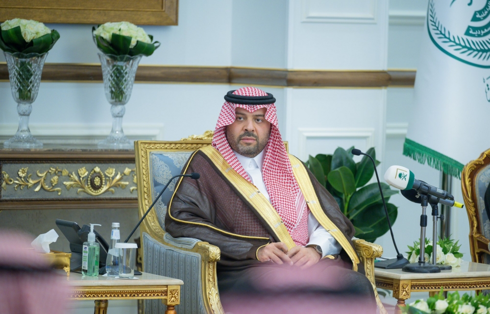 سمو أمير الحدود الشمالية يخصص جلسته الأسبوعية للحديث عن دور التنوع الثقافي في التنمية