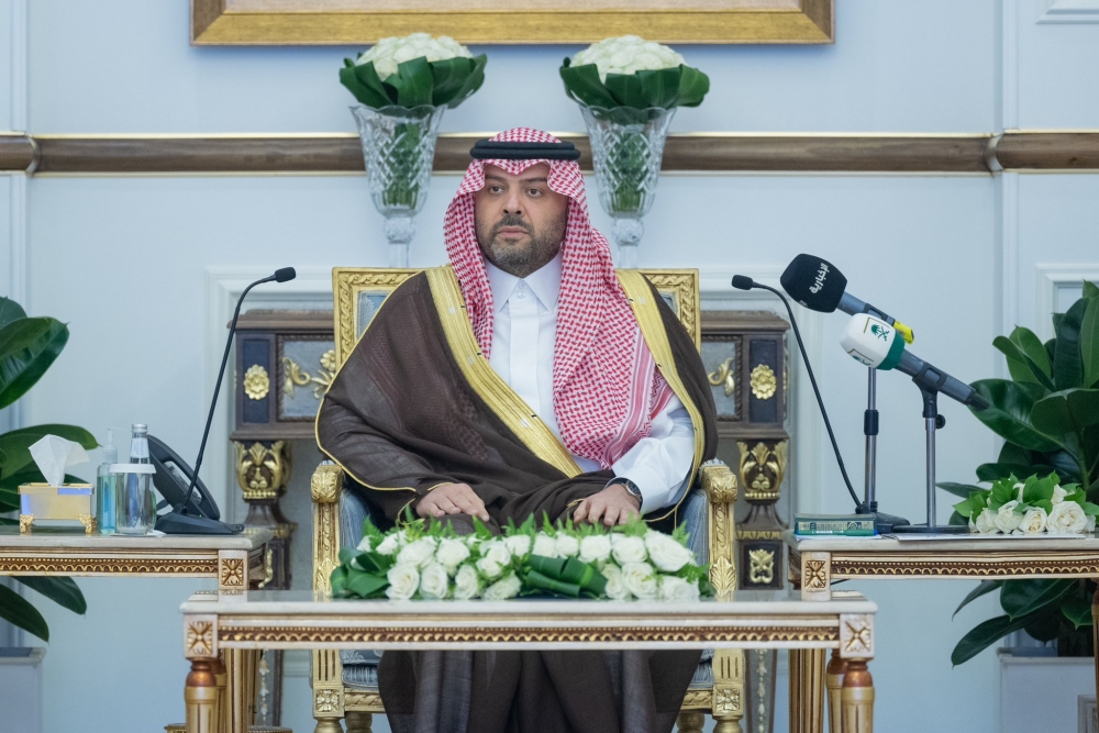 سمو أمير الحدود الشمالية يدشن في جلسته الأسبوعية مشروعات تنموية وخدمية بقيمة مالية بلغت 308 ملايين ريال.