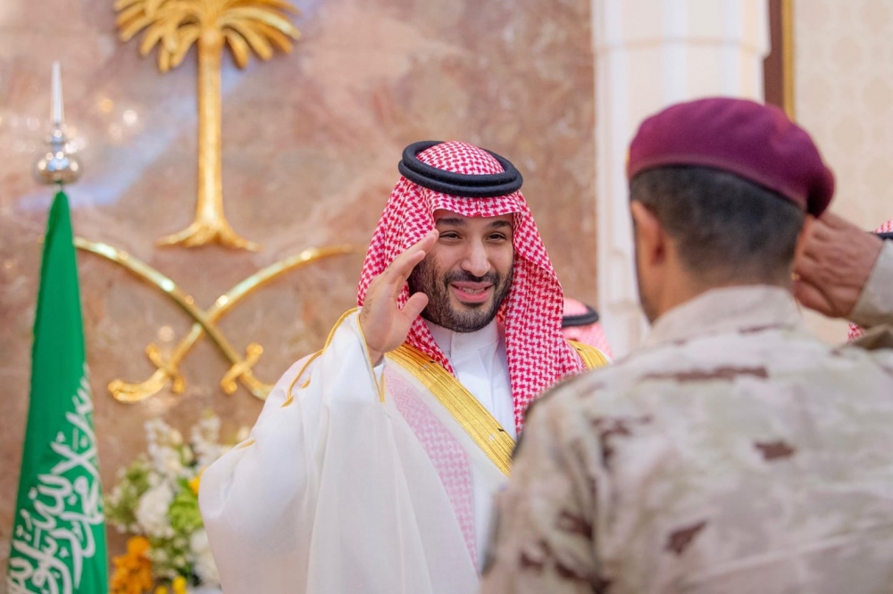 نيابة عن خادم الحرمين الشريفين.. سمو ولي العهد يستقبل أصحاب السمو الأمراء ومفتي عام المملكة وأصحاب الفضيلة والمعالي وكبار المدعوين من دول مجلس التعاون والمسؤولين وقادة القطاعات العسكرية المشاركة في الحج