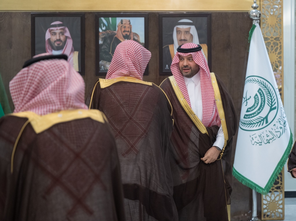 سمو أمير منطقة الحدود الشمالية يستقبل المهنئين من رؤساء المحاكم والقضاة بمناسبة عيد الأضحى