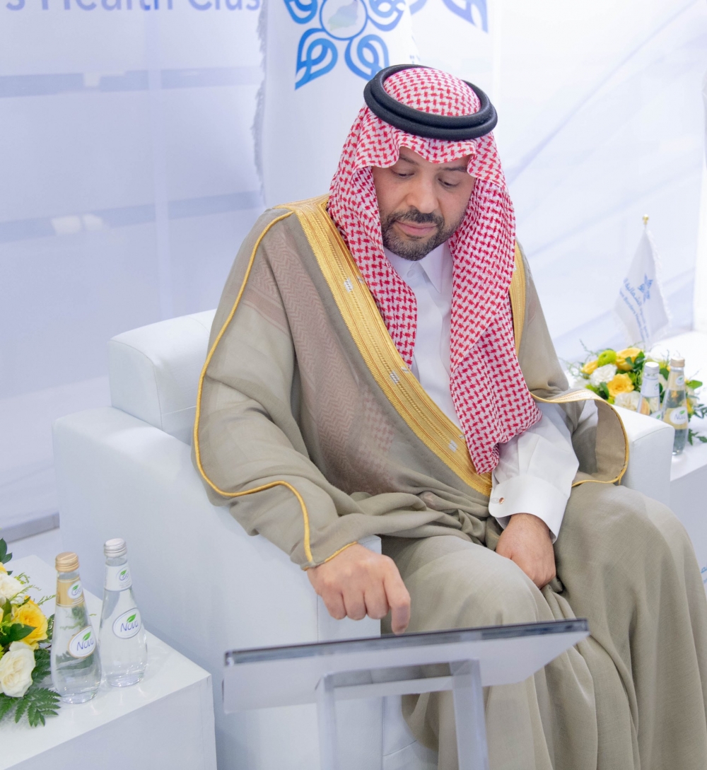 سمو أمير منطقة الحدود الشمالية يتفقد التجمع الصحي ويدشن مبادرة