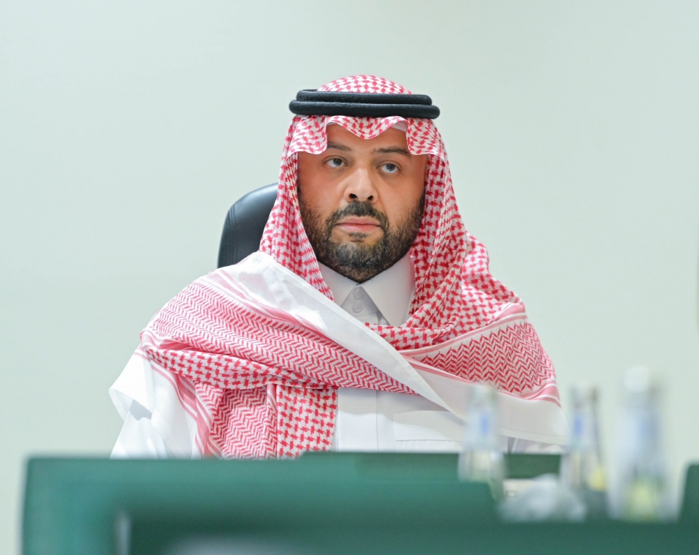 سمو أمير الحدود الشمالية يرأس اجتماع اللجان الرئيسية والفرعية في إمارة المنطقة