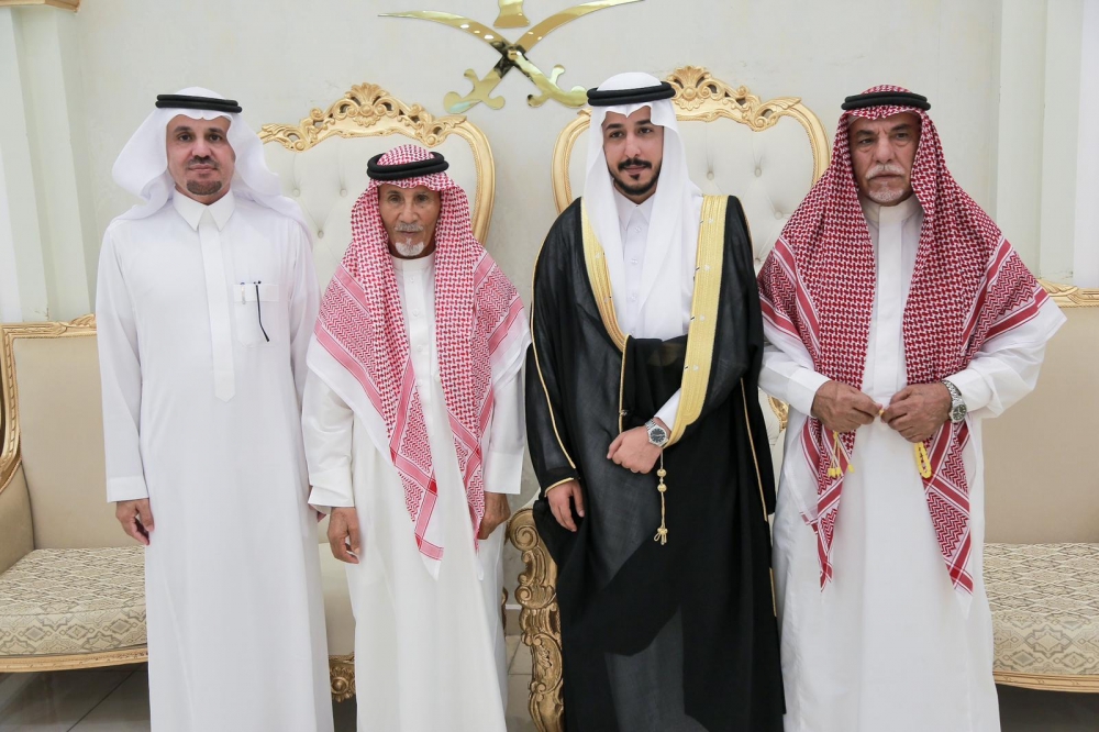 رمضان حجاج الدهمشي يحتفل بزفاف حفيده (عبدالرحمن) .. وعرعر اليوم تقدم التهنئة