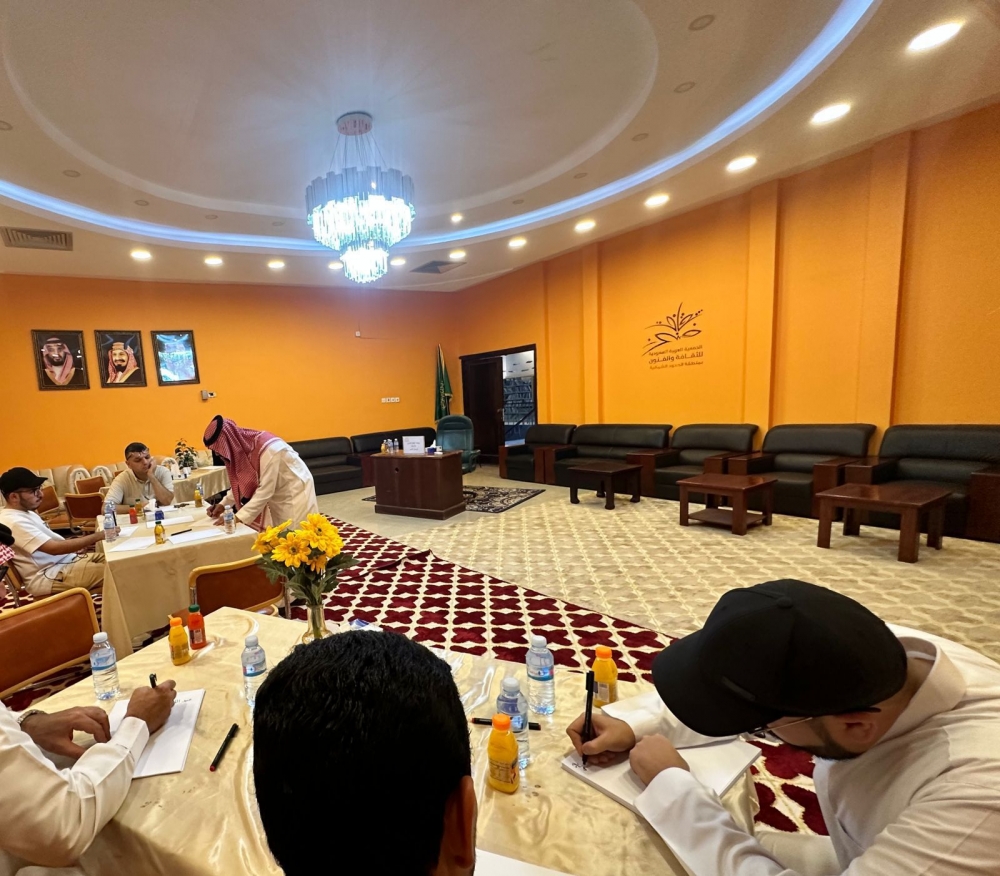 جمعية الثقافة والفنون بالحدود الشمالية تقيم ورشة عمل عن الخط العربي