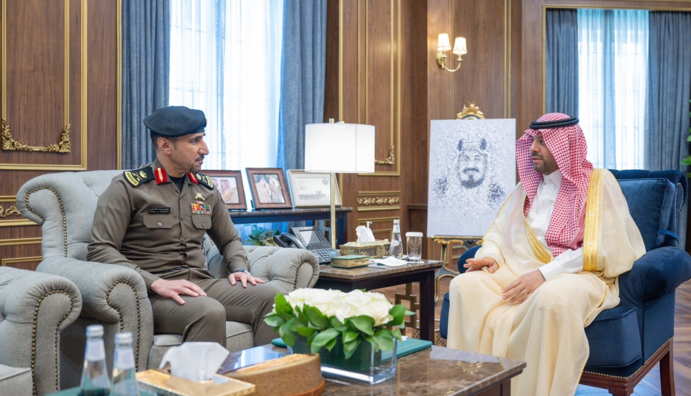 سمو أمير الحدود الشمالية يتسلّم التقرير الأمني لشرطة المنطقة