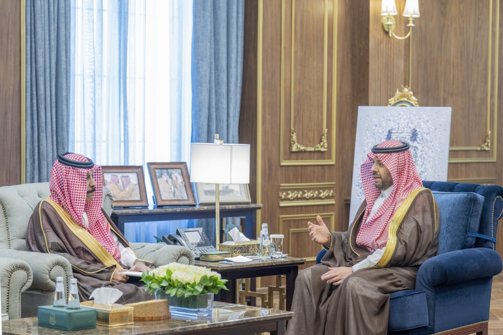 سمو أمير الحدود الشمالية يطّلع على إستراتيجية جمعية الثقافة والفنون بالمنطقة