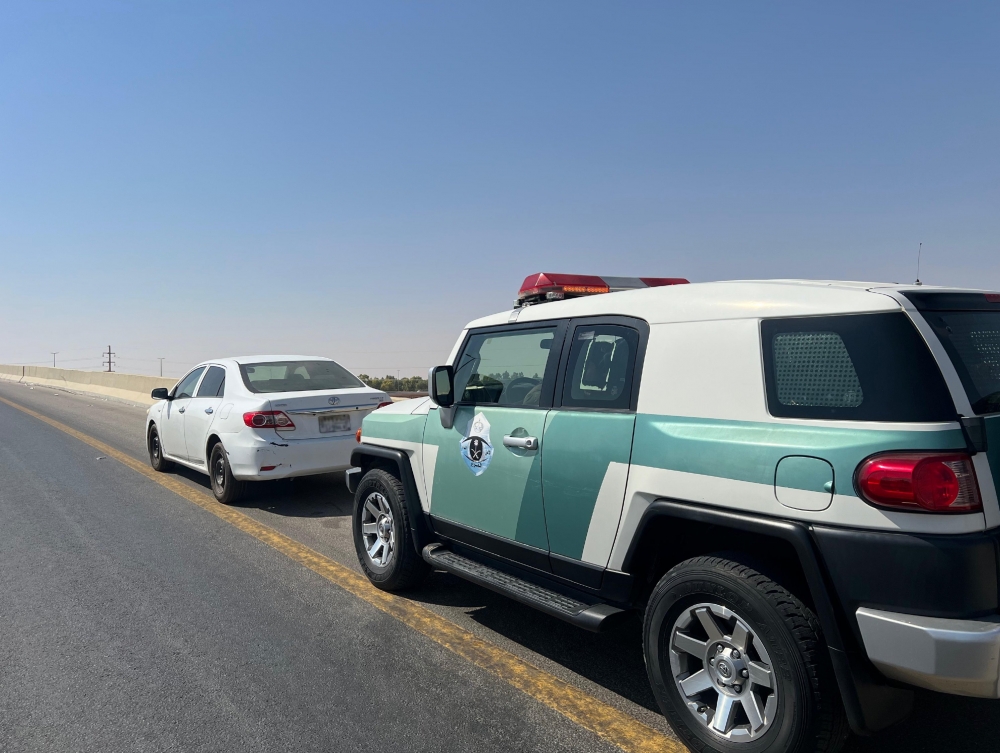 مرور الحدود الشمالية يتجاوب مع ماطرحته عرعر اليوم حول قائد مركبة عرض حياة الآخرين للخطر