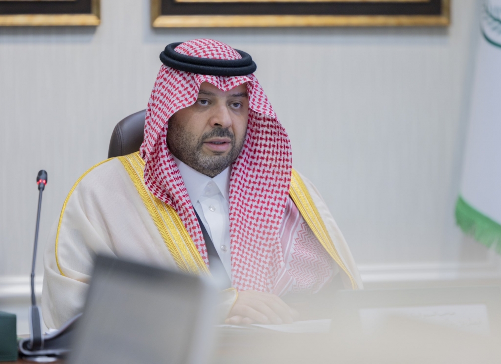 سمو أمير الحدود الشمالية يرأس اجتماع لجنة الدفاع المدني الرئيسية بالمنطقة